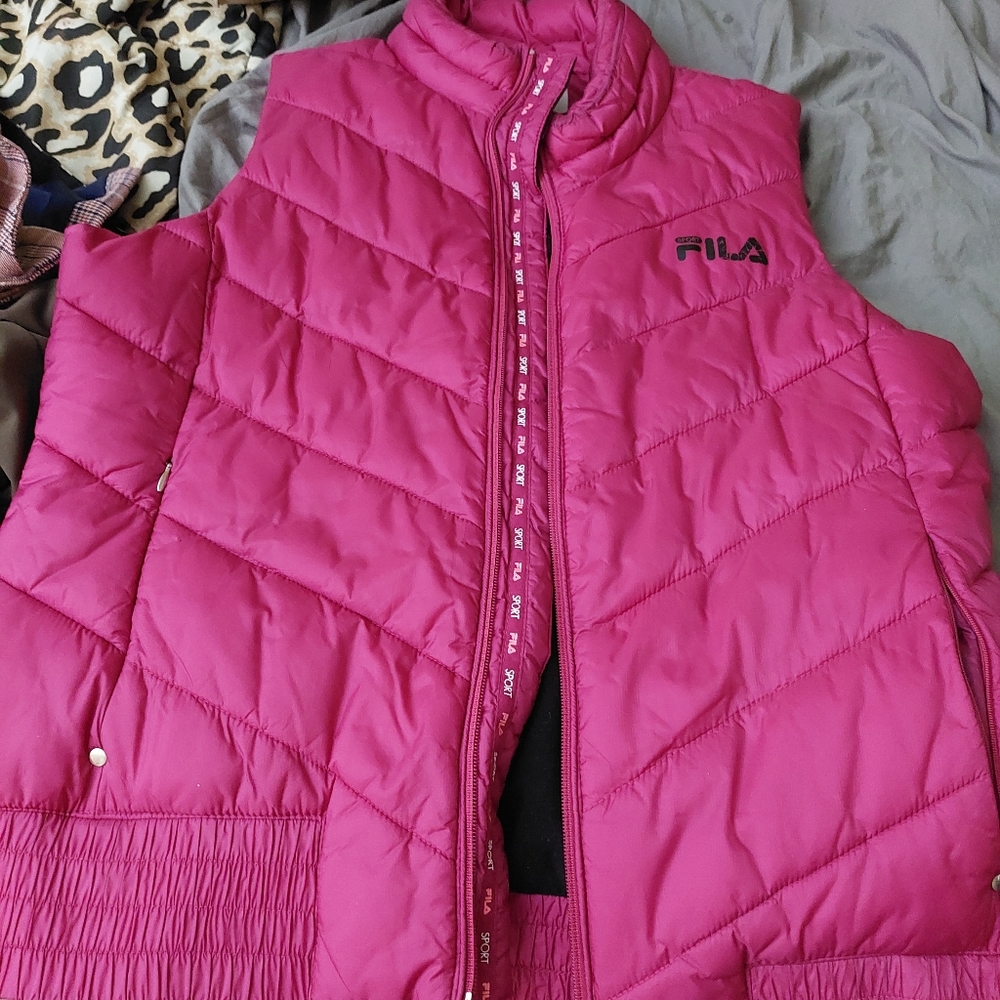 Fila vest